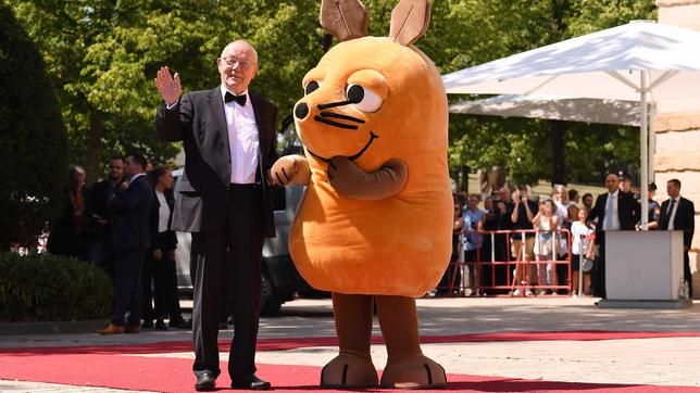 Bild: WDR Armin Maiwald mit seiner Maus in Bayreuth