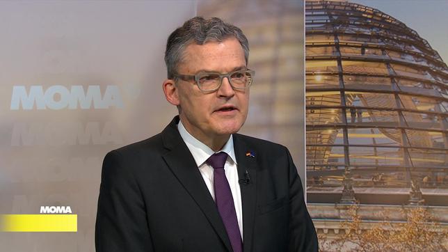 Roderich Kiesewetter, CDU, Vizevorsitzender des Parlamentarischen Kontrollgremiums des Bundestages,