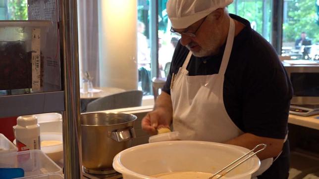 MOMA-Reporter: Aufstocken mit Kuchenbacken
