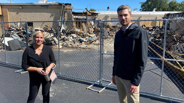 Kimberley Warner, eine Hochschulfreundin von Zamperonis Frau, ist immer noch erschüttert von der Gewalt in Kenosha. Kimberly Warner steht hinter Trump.