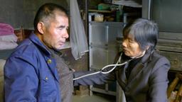 Krankenschwester Li Juying (71) kümmert sich um die Kranken des Dorfes.