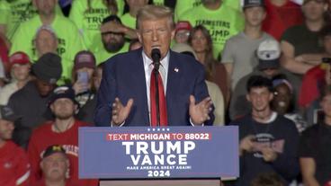 Bild: NDR Donald Trump an einem Rednerpult