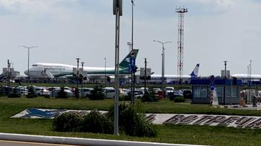 Bild: NDR Flugzeug auf einem Flughafen