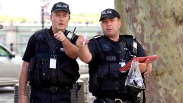 Bild: NDR Zwei Frauen Polizisten