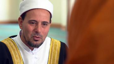 Bild: NDR Imam Gamal Fouda im Interview.