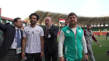 Bild: BR Ramsan Kadyrow mit Mohamad Salah