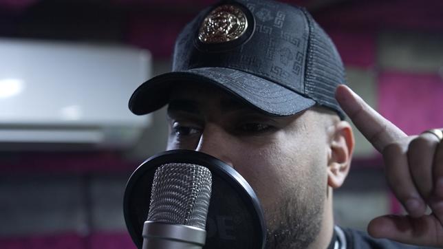 Ägypten: Der Rapper 'Vater der Nacht' hat Auftrittsverbot, weil seine Inhalte und Texte den Machthabern nicht gefallen.