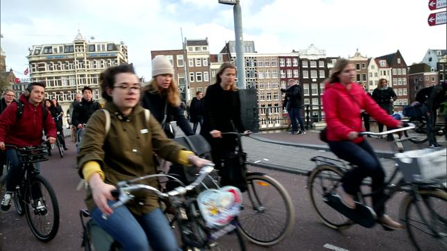 Amsterdam: Mehr Räder als Einwohner – wie managt Amsterdam den Verkehr?