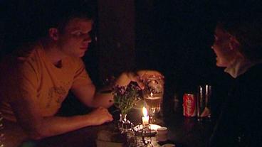 Bild: Bild: BR Essen bei Kerzenlicht
