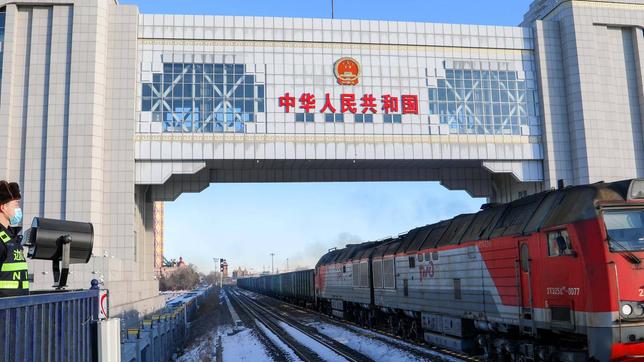 Güterzug in Manzhouli  an der russisch-chinesischen Grenze