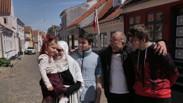 Dänemark: Geflüchtet aus Syrien – Alaa Douba und ihre Familie. Neuanfang in Syrien – aber für wie lange?