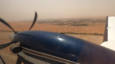 Bild: WDR Emirate: Die Flugzeuge steuern Wolken direkt an