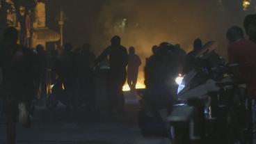 Frankreich: Immer wieder protestieren junge Leute aus den Vorstädten mit Zorn und Gewalt gegen ihr Ausgeschlossensein.