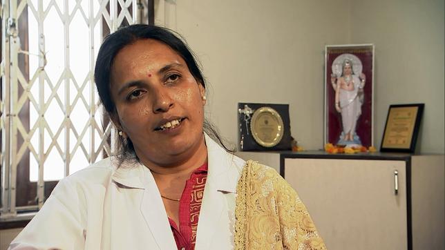 Indien: Die indische Ärztin Doktor Narvani weiß, wie man das perfekte Baby bekommt