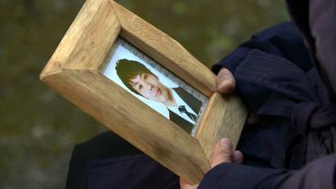 Bild: WDR Dieser junge Japaner ist nach einer Nachtschicht übermüdet tödlich verunglückt
