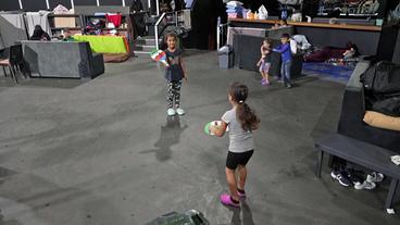 Bild: SWR Geflüchtete Kinder spielen in früherem Club