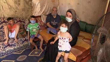 Bild: SWR Familie mit drei ihrer Kinder in Zimmer