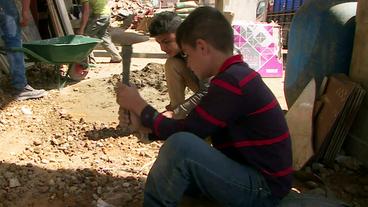 Libanon: Statt Schule, müssen sie arbeiten gehen: Syrische Flüchtlingskinder im Libanon