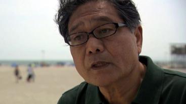 Bild: NDR Hiroyuki Igari wohnt am Strand in der Nähe von Fukushima.