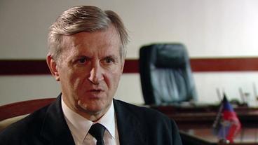 Bild: NDR Wirtschaftsprofessor Igor Kostenok im Interview.