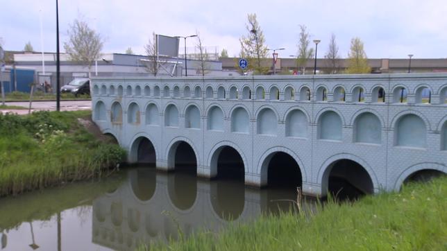 Niederlande: Die fiktiven Brücken auf unseren Geldscheinen sind in einem Neubauviertel nahe Rotterdam Wirklichkeit geworden.