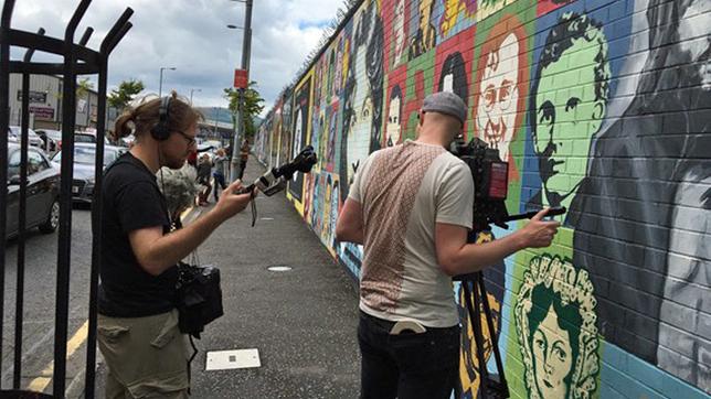 Dreharbeiten an der Peace Line in Belfast