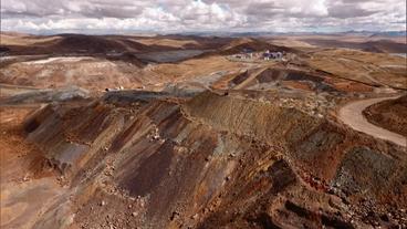 Peru: In einem gigantischen Tagebau wird Blei, Zink und Silber für die weltweite Produktion gefördert