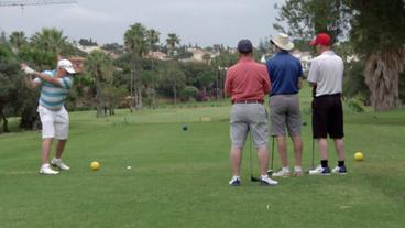 Bild: SWR Golfspieler auf Golfplatz