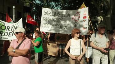 Bild: WDR Spanien: Proteste gegen Massentourismus auf den Balearen.