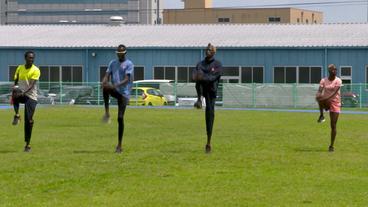Vier Sportler beim Training 