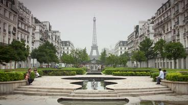 Wohnanlage in China, die Paris nachempfunden ist.