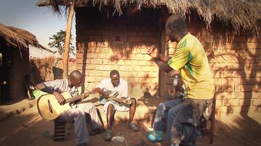 Die Malawi "Mouse Boys" machen Musik.