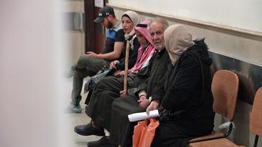 Bild: SWR Wartende Patienten im Krankenhaus