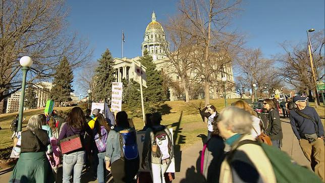 USA: "Die Erde ist unsere Mutter", singen die jungen Protestler