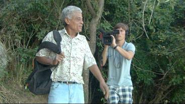 In Vidigal dreht Marco Garcia gerade eine Dokumentation über Manoel, der in der Favela einen kleinen Ökopark einrichtet.