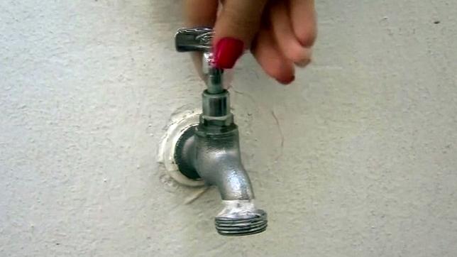 Bild: WDR/WDR Aus den Hähnen kommt kein Wasser mehr