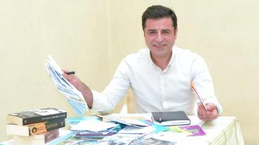 Bild: BR Selahattin Demirtas in der Haft