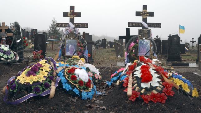 Gräber auf einem Friedhof