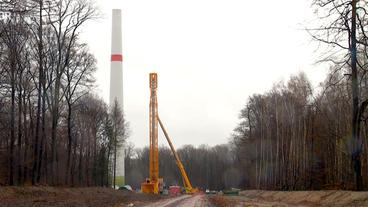 Baustelle für die Errichtung eines Windrades.