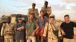 Das ARD-Team konnte nur mit Sicherheitseskorte in Gao drehen. Nach wie vor kommt es zu Abschlägen und Entführungen durch Islamisten in der Region.