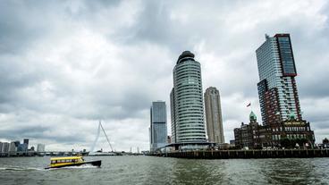 Hochhäuser am Hafen von Rotterdam