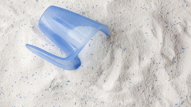 Bild: Thinkstock Waschpulver und Messbecher