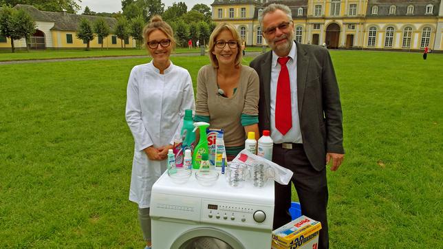 Bild: WDR An der Uni Bonn trifft Yvonne Willicks Prof. Dr. Stamminger und Katharina Röhrig (wissenschaftliche Mitarbeiterin).