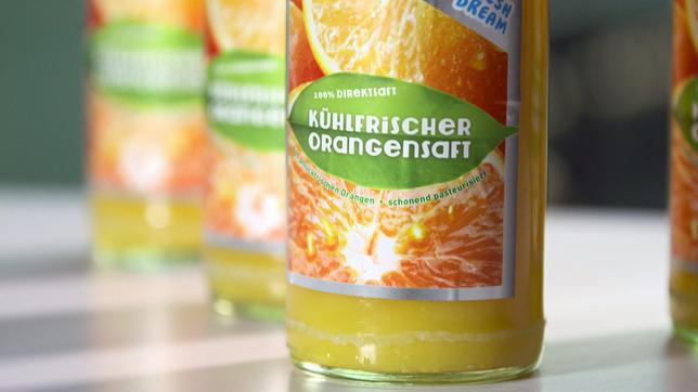 Bild: SWR Orangensaft-Flaschen