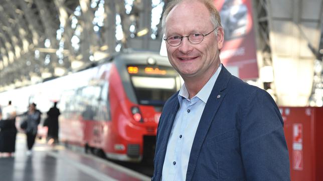Was muss sich ändern, damit mehr Menschen öffentliche Verkehrsmittel nutzen? Tausende Menschen haben sich auf den Aufruf von ARD-Wetterexperte Sven Plöger gemeldet, um den ÖPNV besser zu machen.