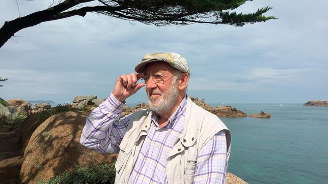 Bild: rbb/Hilka Sinning Der Nonstop-Arbeiter Dieter Hallervorden beim Sommerurlaub in der Bretagne