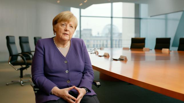 Bild: MDR/BROADVIEW TV Angela Merkel beim Interview