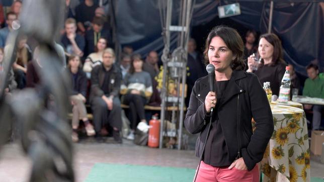Annalena Baerbock, Bundesvorsitzende der GRÜNEN, bei einer Wahlveranstaltung zur Landtagswahl in Thüringen.