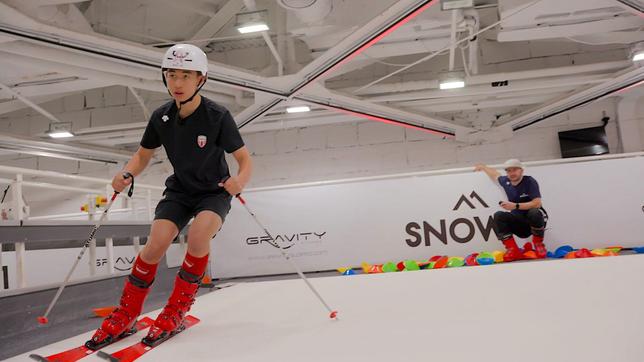 Bild: BR/NDR/Daniel Satra Indoor-Skitraining