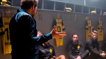 "Inside Borussia Dortmund" begleitet die Mannschaft bis in die Kabine.
